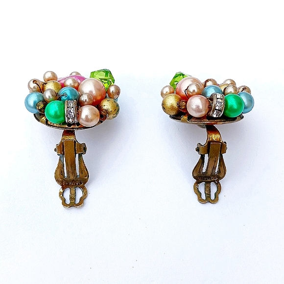 VTG CLUSTER EARRINGS JAPAN VINTAGE clip-on brass-tone Button pink white blue - Picture 4 of 7